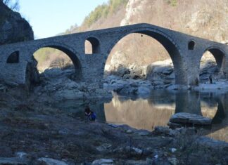 Devils Bridge