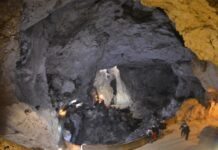 Devils Throat Cave