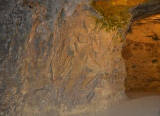 Devils Throat Cave Pictures