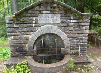 Towards Rila Pictures