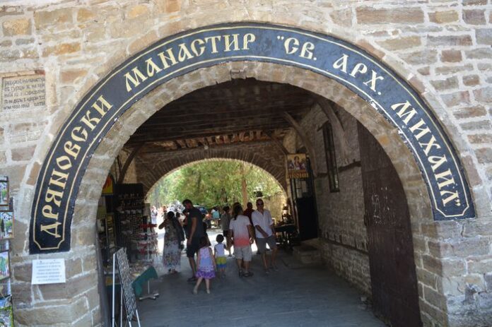 Bulgaria_Dryanovo_Monastery_029